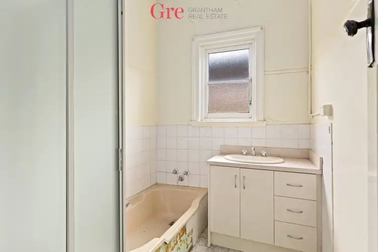 Sixth view of Homely house listing, 28 Appleby Crescent, Brunswick West VIC 3055