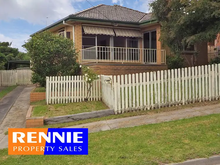 16 Heesom Crescent, Churchill VIC 3842