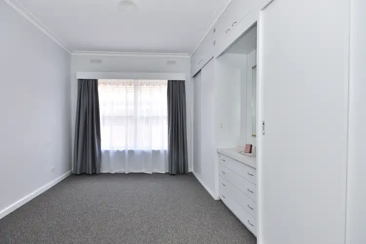 Seventh view of Homely house listing, 7 Hynam Avenue, Kangaroo Flat VIC 3555