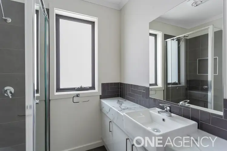 Sixth view of Homely unit listing, 2/13 Charles Street, Koo Wee Rup VIC 3981