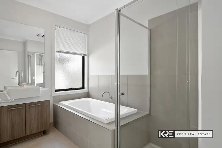 Sixth view of Homely house listing, 7 Lyndhurst Boulevard, Lyndhurst VIC 3975