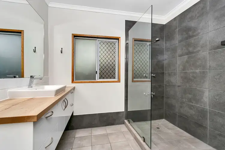 Sixth view of Homely unit listing, 1/28 Valmadre Street, Caravonica QLD 4878