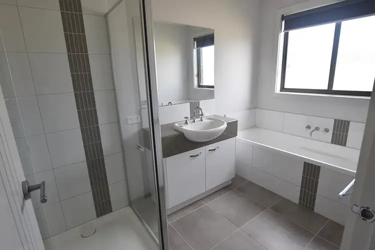 Fourth view of Homely house listing, 2 Kalimna Court, Tongala VIC 3621