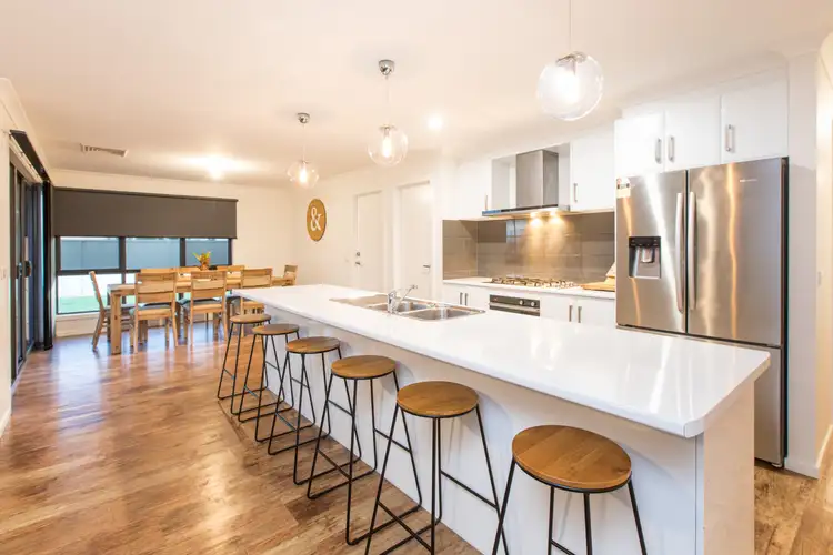 Second view of Homely house listing, 17 Darlington Parade, Mildura VIC 3500