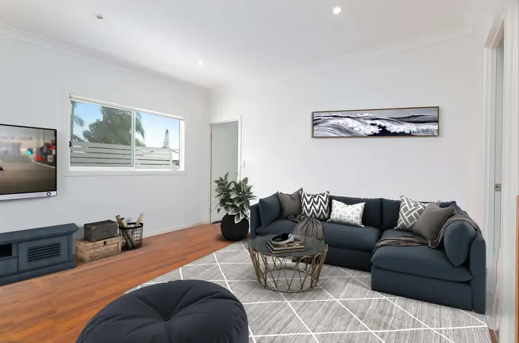 Sixth view of Homely unit listing, 4/10 THOMPSON CRESCENT, Clontarf QLD 4019