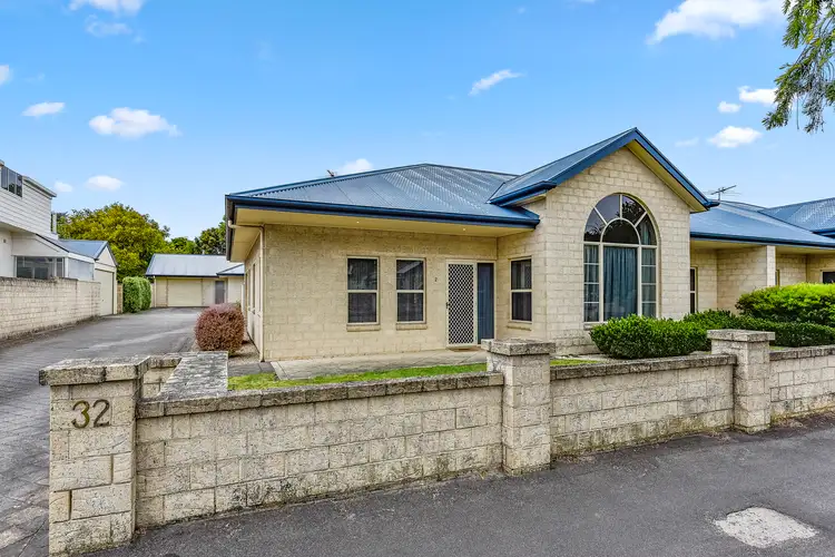 2/32 Wehl Street North, Mount Gambier SA 5290
