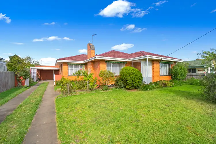 6 Buckley Street, Sale VIC 3850