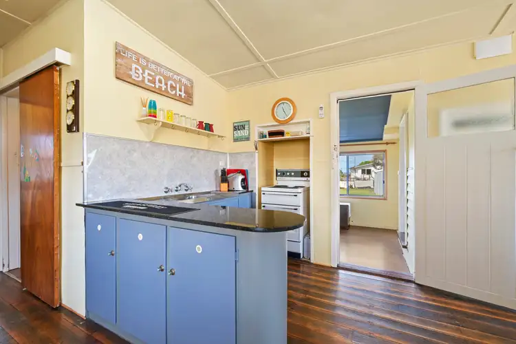 Sixth view of Homely house listing, 8 Ellen Avenue, Seaspray VIC 3851