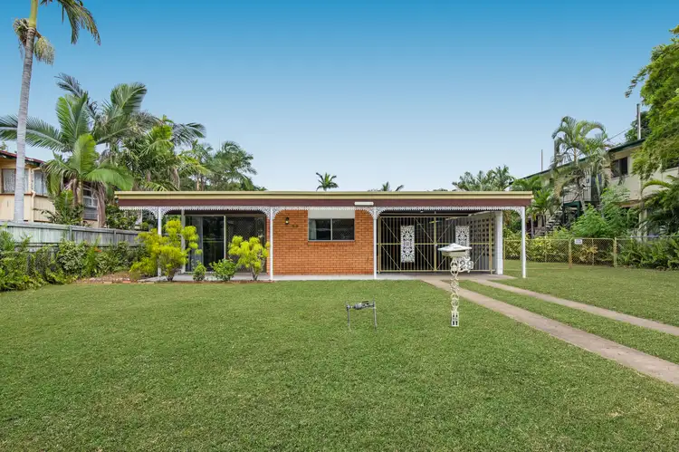 29 Bay Street, Pallarenda QLD 4810