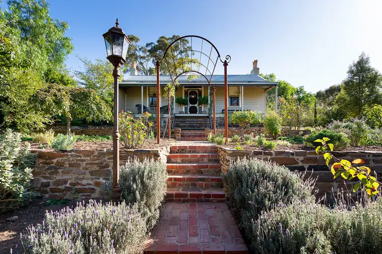 47 Adair Street, Maldon VIC 3463
