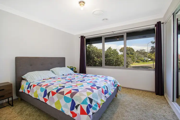 Fifth view of Homely house listing, 1 Barook Place, Springdale Heights NSW 2641