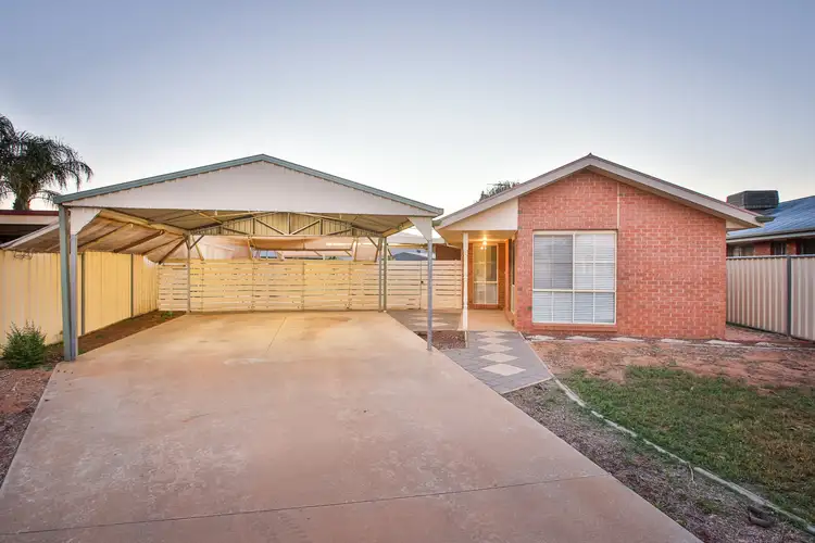 6 RISBEY COURT, Mildura VIC 3500