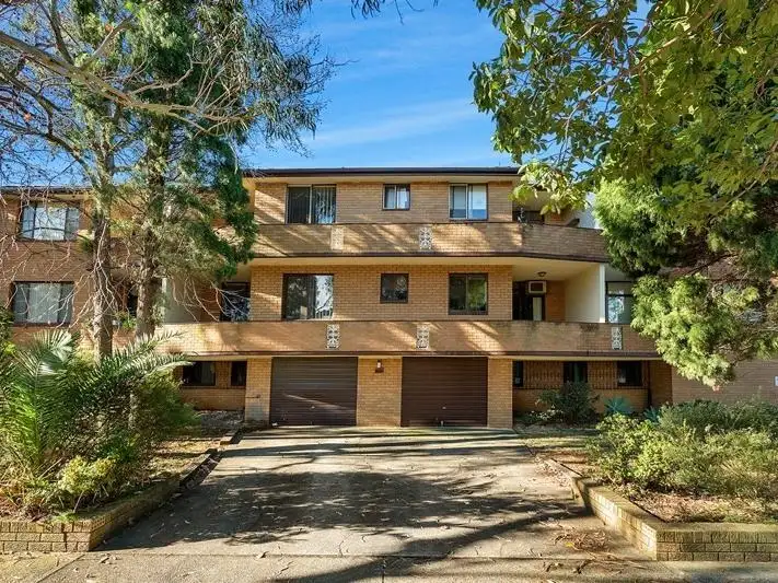 8/3-7 Dunmore Street North, Bexley NSW 2207