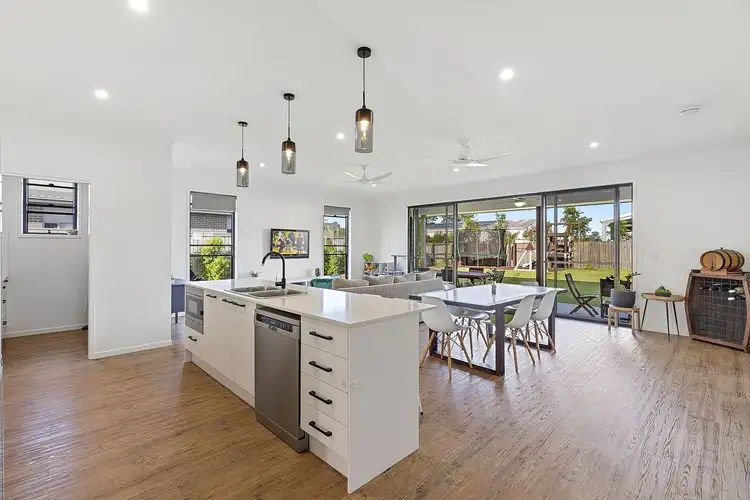 13 Maroochy Circuit, Yandina QLD 4561