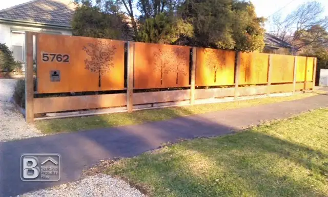 5762 Calder Highway, Kangaroo Flat VIC 3555