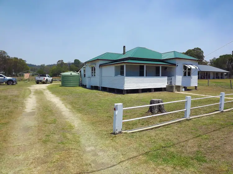 26 Inverell Road, Emmaville NSW 2371