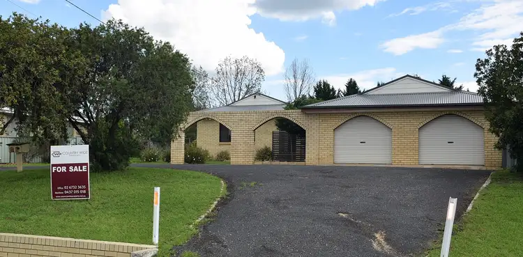 121-123 Oliver Street, Glen Innes NSW 2370