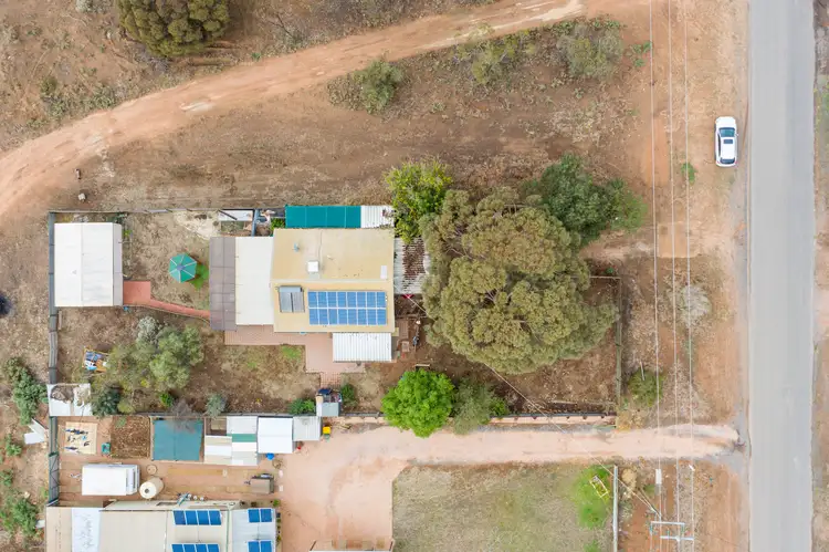 Fourth view of Homely house listing, 720 WOOMERA AVENUE, Red Cliffs VIC 3496