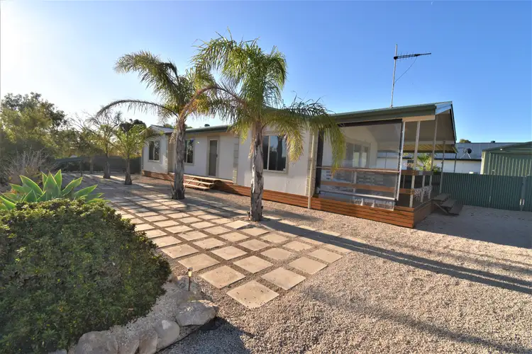 6 First Street, Wool Bay SA 5575