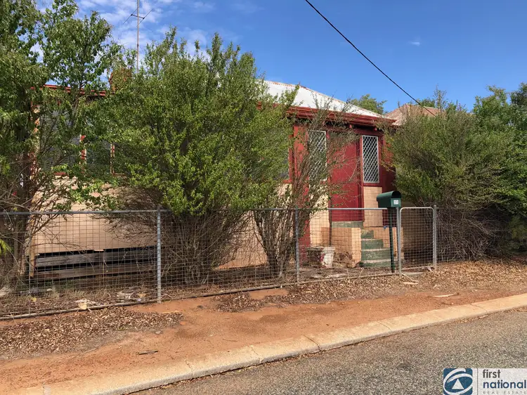 27 Lockyer Avenue, Northam WA 6401