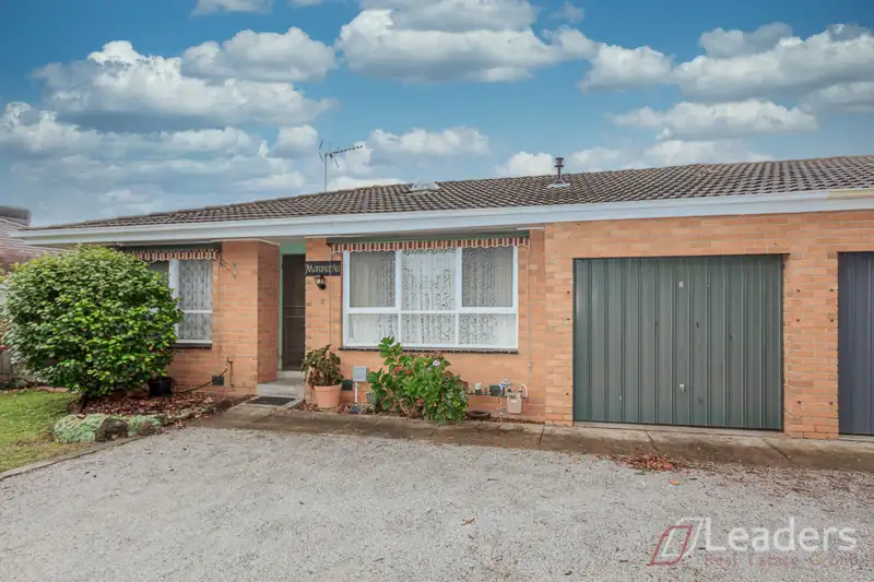 Main view of Homely unit listing, 2/152 Heatherdale Road, Vermont VIC 3133
