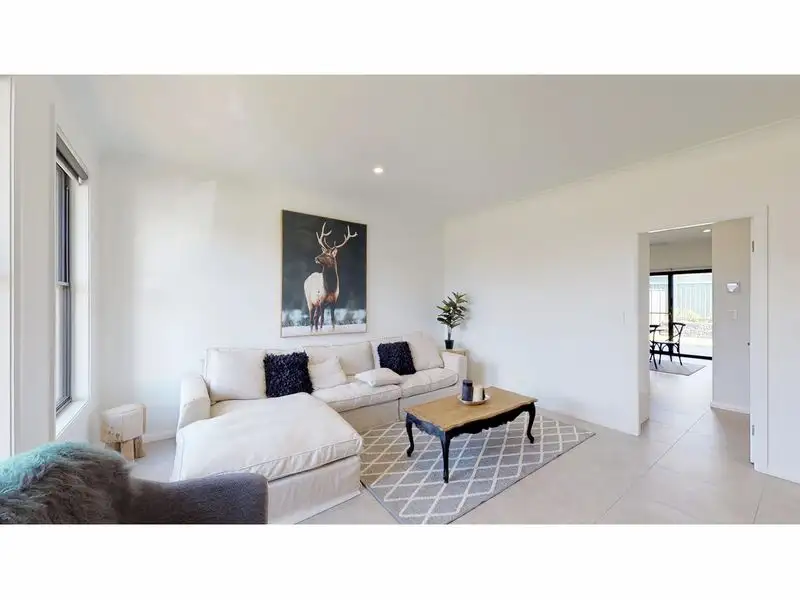 Main view of Homely unit listing, 'Lakeview'/2 Fountain Circuit, Dubbo NSW 2830