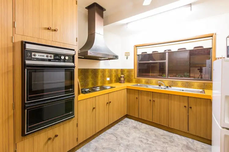 Sixth view of Homely house listing, 33 TEAL DRIVE, Mildura VIC 3500