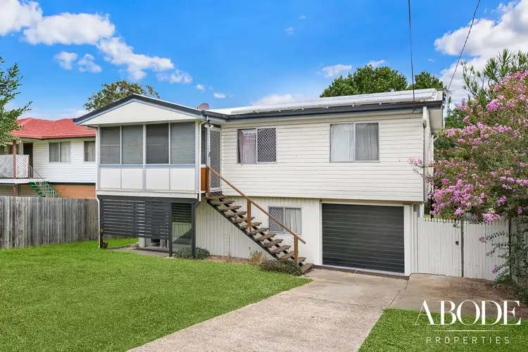 215 Macdonnell Road, Clontarf QLD 4019