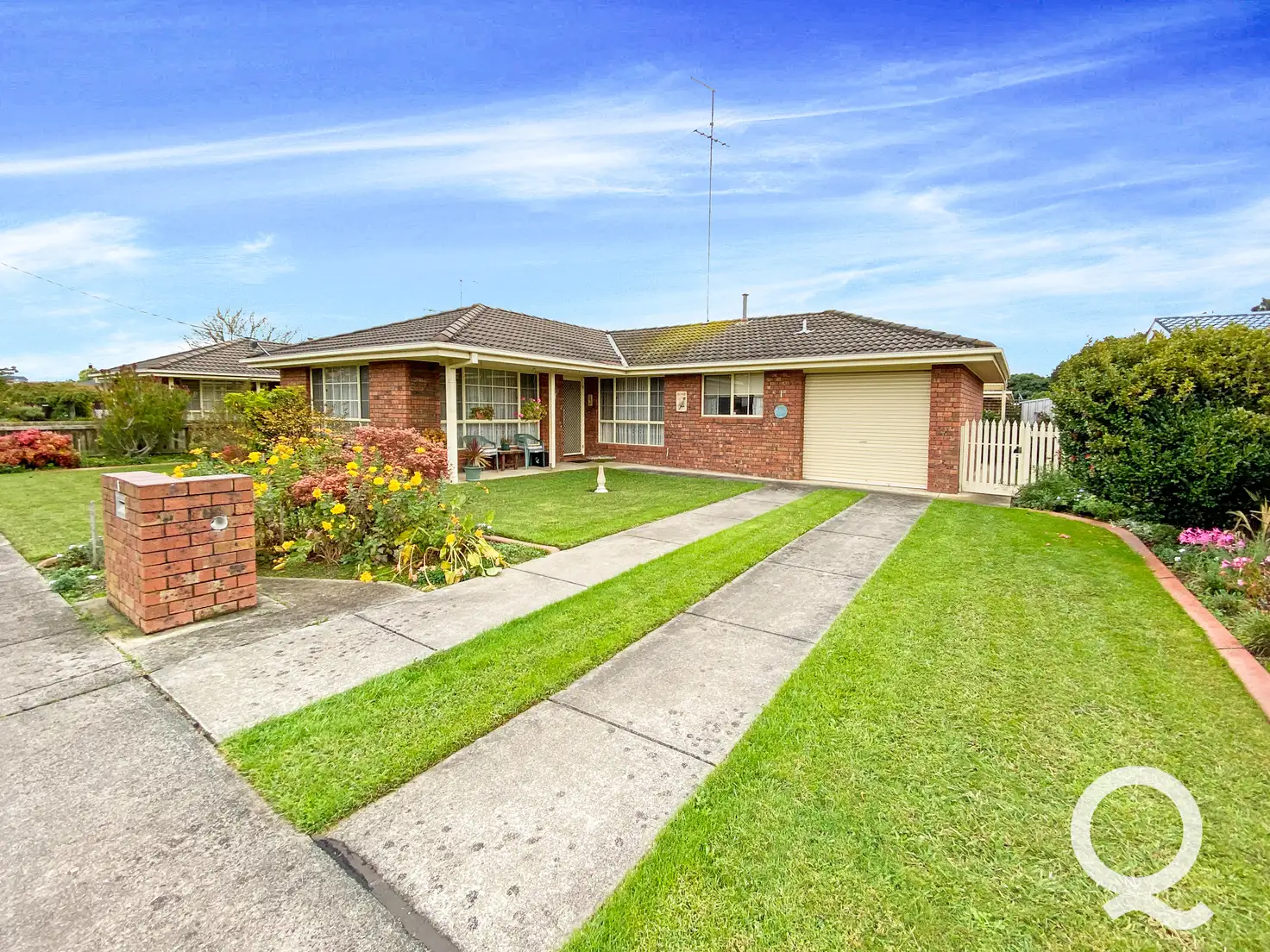 Main view of Homely townhouse listing, 1 Stratfield Court, Warragul VIC 3820