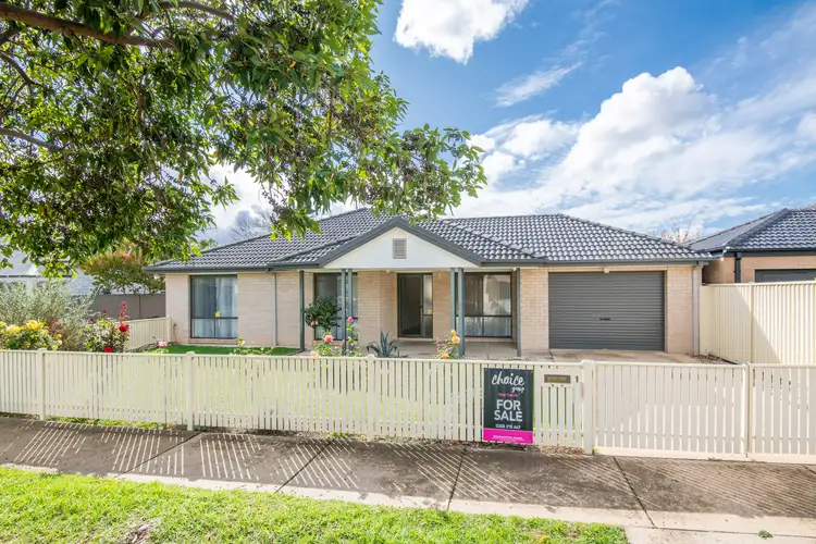 Main view of Homely townhouse listing, 1/109 Ashenden, Shepparton VIC 3630