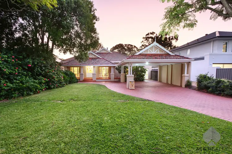 7 Armstrong Road, Applecross WA 6153