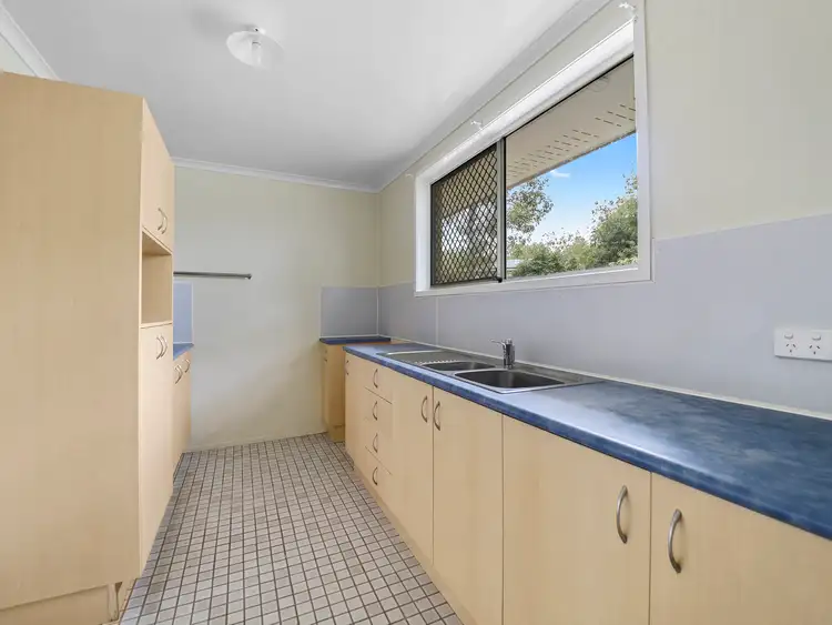 Second view of Homely house listing, 5 Roslyn Court, Loganlea QLD 4131