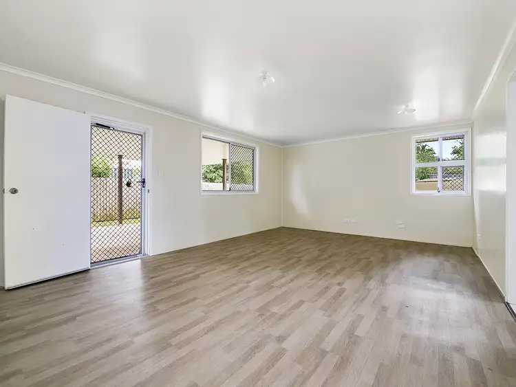 Seventh view of Homely house listing, 5 Roslyn Court, Loganlea QLD 4131