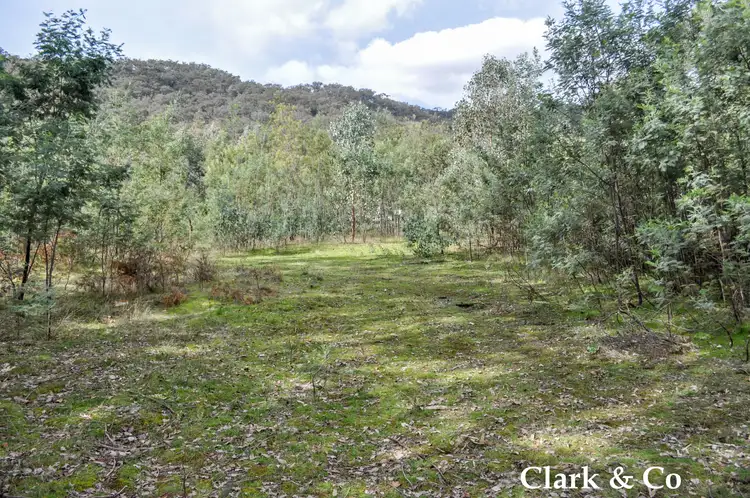 729 Sonnberg Drive, Bonnie Doon VIC 3720