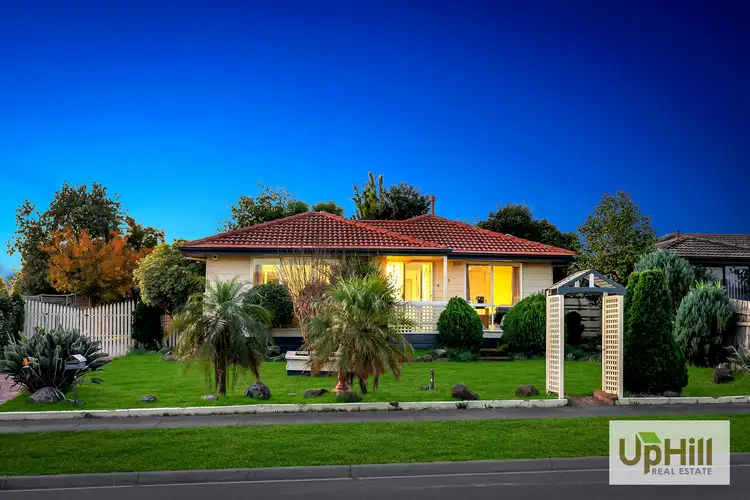 3 Gregory Court, Cranbourne North VIC 3977