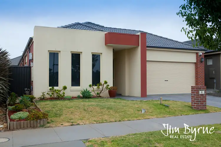 11 Platt Close, Pakenham VIC 3810