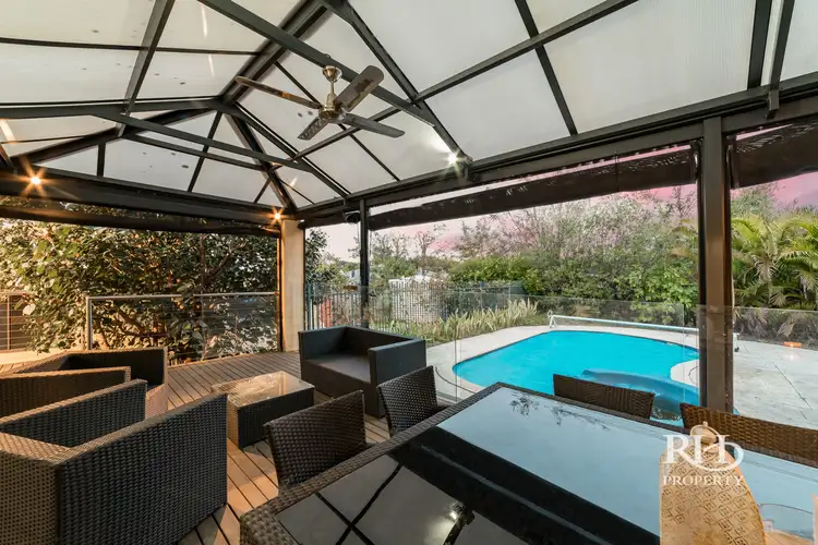 14 Birdwood Road, Melville WA 6156