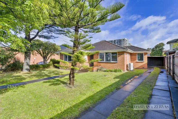 35 Renver Road, Clayton VIC 3168
