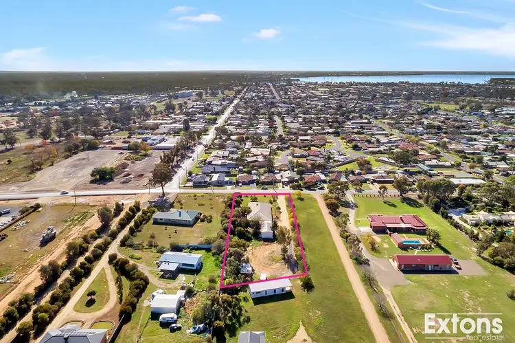 25 SOUTH ROAD, Yarrawonga VIC 3730