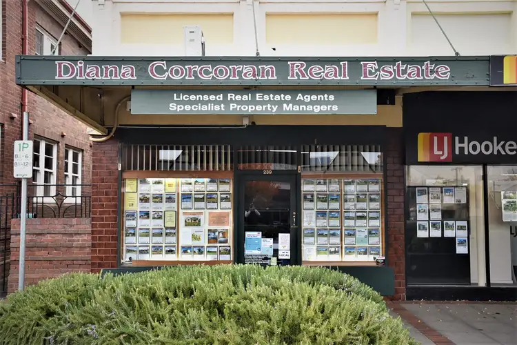 239 Grey Street, Glen Innes NSW 2370