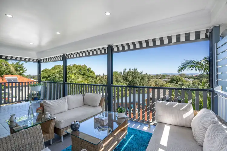 27 Grainger Street, Wynnum QLD 4178