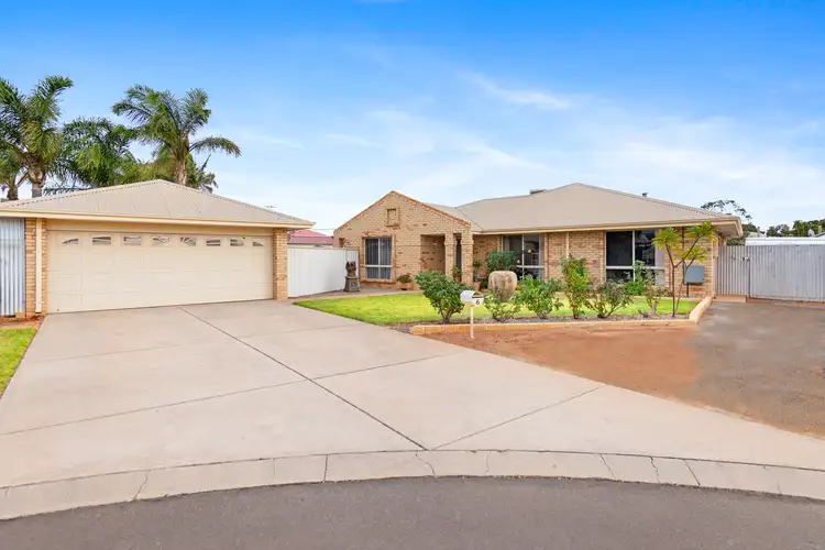 6 Mettam Close, Boulder WA 6432