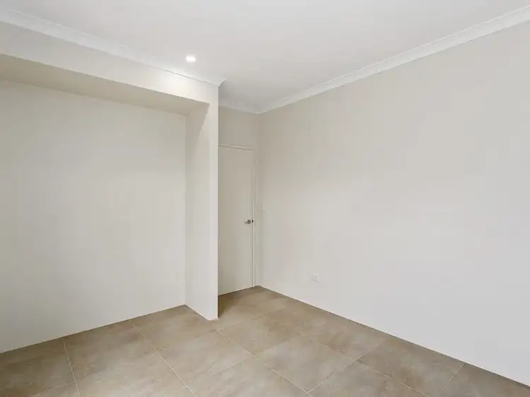 Sixth view of Homely unit listing, 4/16 Calvert Way, Girrawheen WA 6064