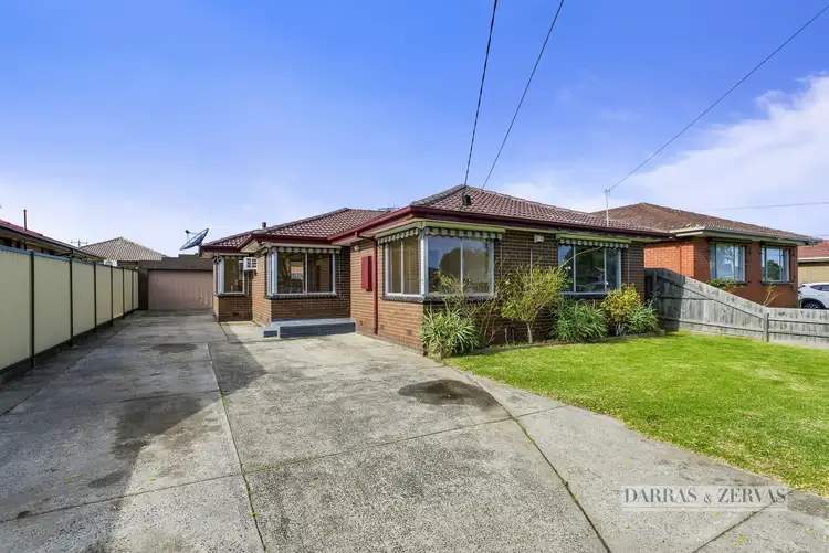 4 Monash Crescent, Clayton South VIC 3169