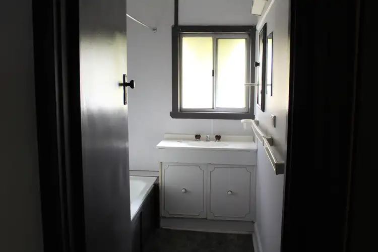 Fifth view of Homely house listing, 18 Rockley Street, Nhill VIC 3418