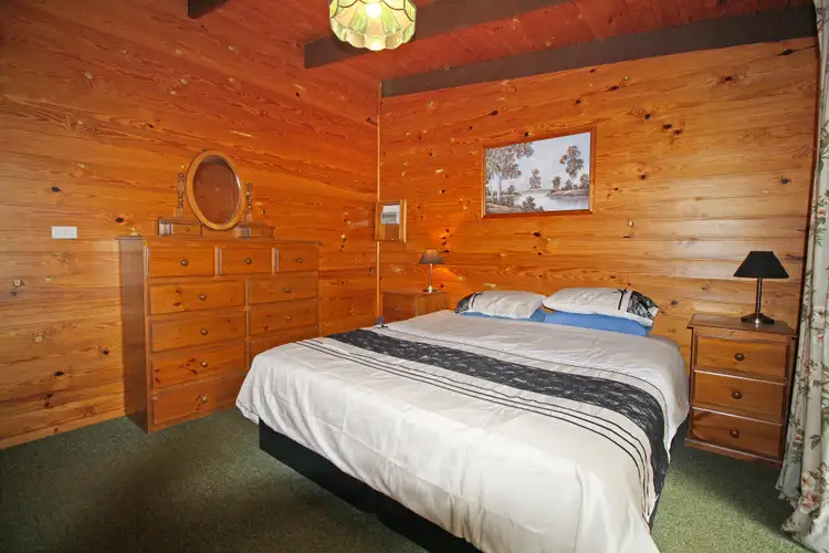 Fourth view of Homely house listing, 16 Glen Avenue, Jamieson VIC 3723