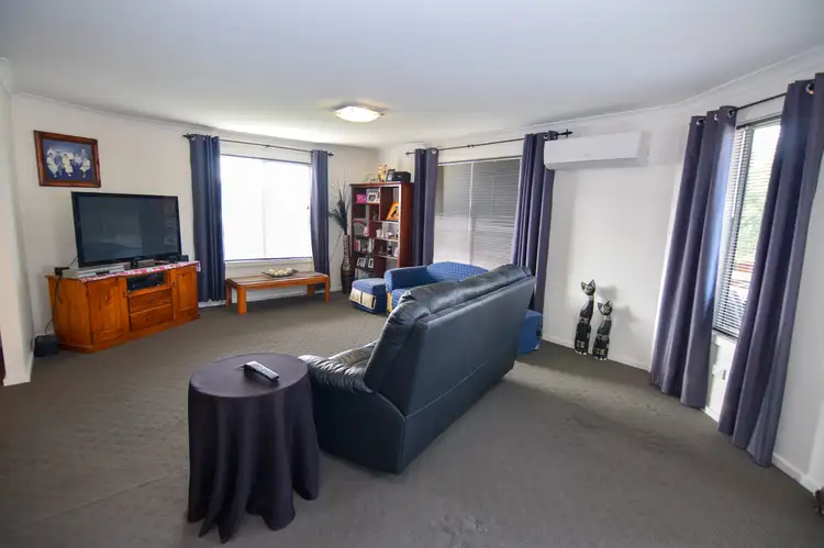 Second view of Homely unit listing, 4/9 Gatenby Drive, Miandetta TAS 7310