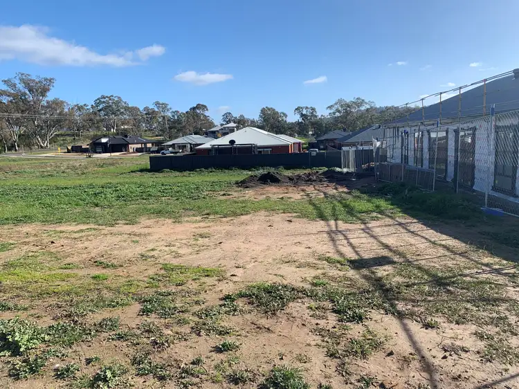 5 Molly Drive, Harcourt VIC 3453