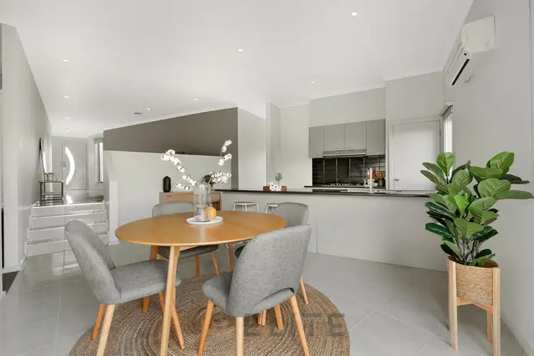 Third view of Homely house listing, 5 Vimini Drive, Narre Warren VIC 3805