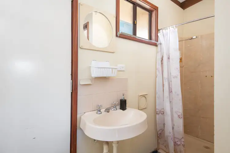 Sixth view of Homely block of units listing, 1 President Street, Kalgoorlie WA 6430